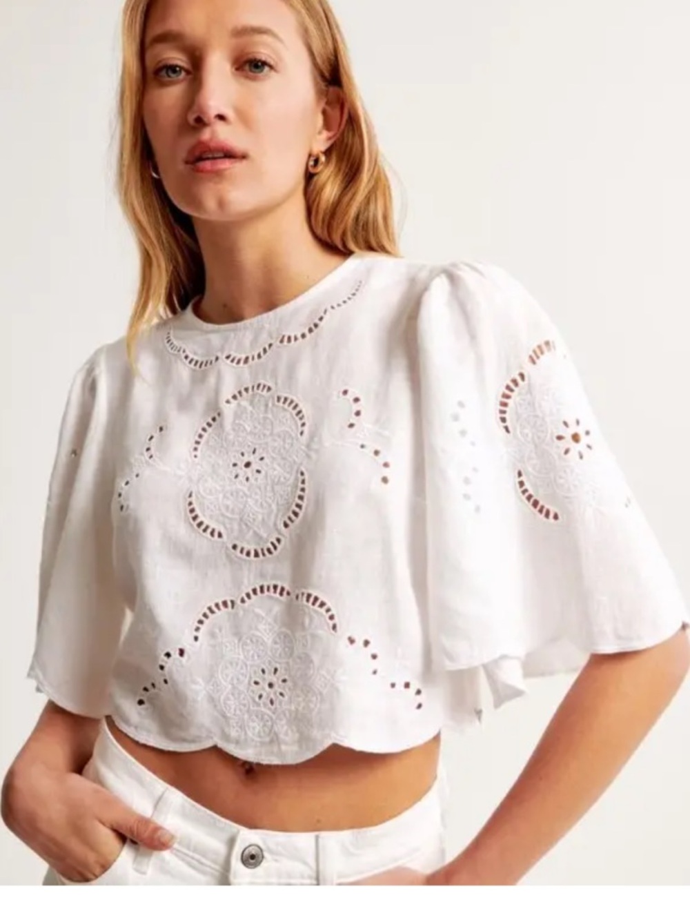 Abercrombie & Fitch White Embroidered Eyelet Crop Top